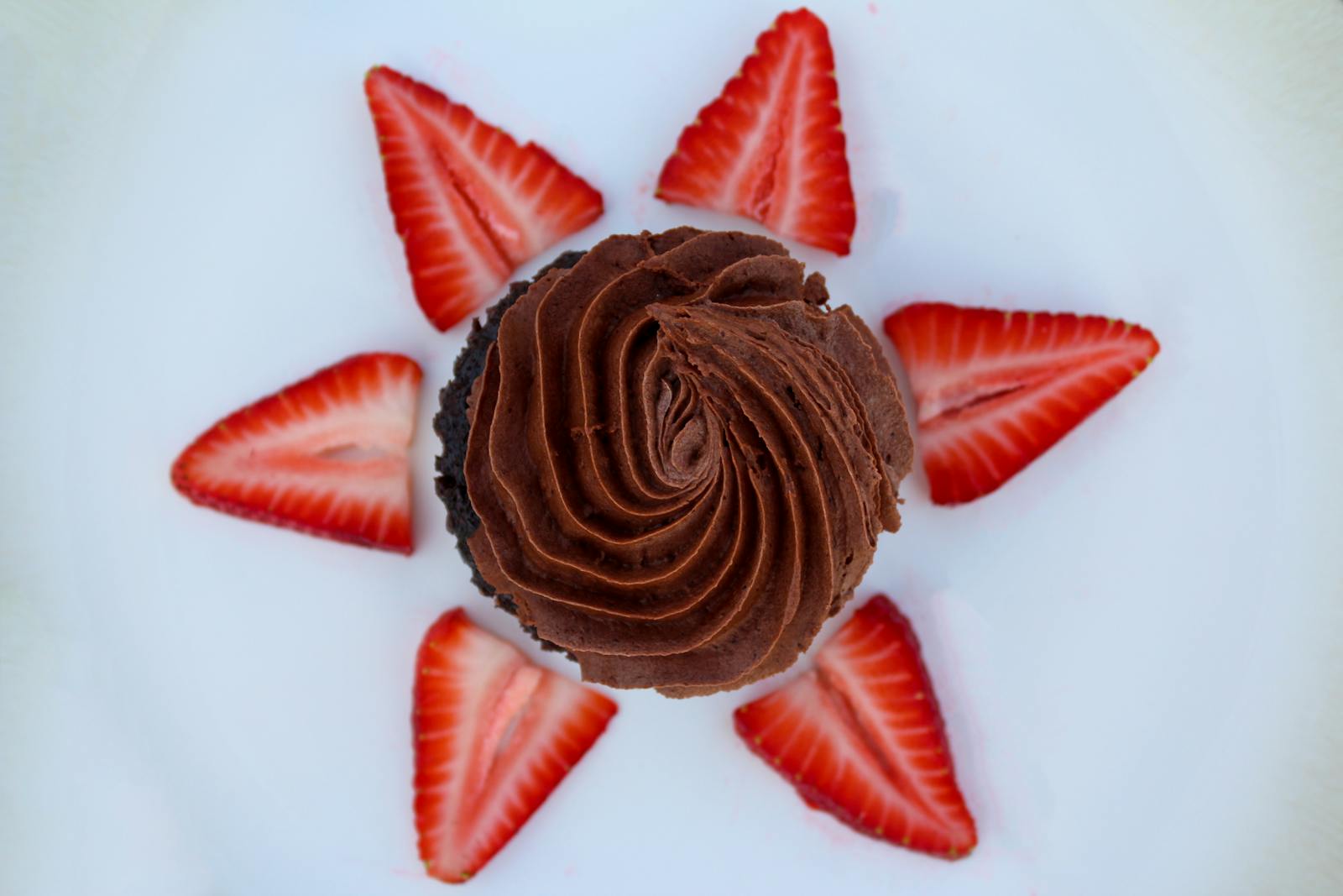Dessert Mini Red Velvet Cupcakes Recipe
